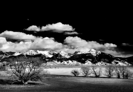 Paradise Valley in Black and White